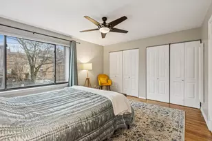 1627 W Belle Plaine Ave, Chicago, IL 60613 - Photo 18