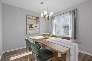 2924 Roberts Dr, Woodridge, IL 60517 - Photo 10