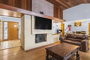 3215 Rural St, Rockford, IL 61107 - Photo 8