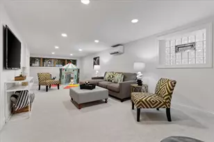 4546 N Knox Ave, Chicago, IL 60630 - Photo 30