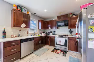 1712 Mandan Village Dr, Plainfield, IL 60586 - Photo 8