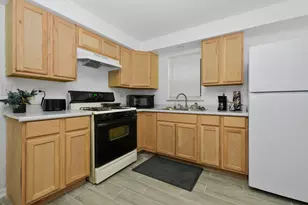 8624 S Maryland Ave, Chicago, IL 60619 - Photo 16