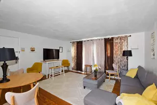 8624 S Maryland Ave, Chicago, IL 60619 - Photo 4