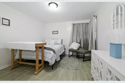 8624 S Maryland Avenue, Chicago, IL 60619 - Photo 18