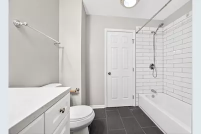 936 Hawthorne Drive, Crystal Lake, IL 60014 - Photo 16