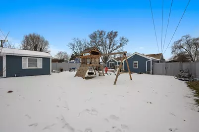 207 Second Street, Elgin, IL 60123 - Photo 16