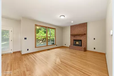 97 Crooked Creek Drive, Yorkville, IL 60560 - Photo 8