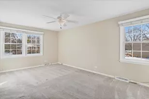 1123 Millrace Ln, Naperville, IL 60565 - Photo 10