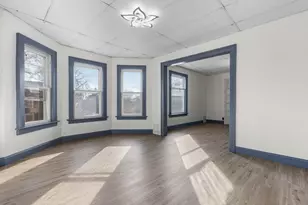 302 Cory Ave, Waukegan, IL 60085 - Photo 6