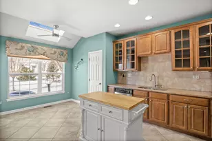 1146 Falcon Ridge Dr, Elgin, IL 60124 - Photo 16