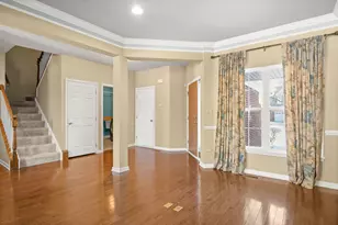 1146 Falcon Ridge Dr, Elgin, IL 60124 - Photo 14