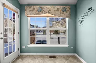 1146 Falcon Ridge Dr, Elgin, IL 60124 - Photo 18