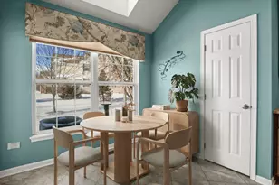 1146 Falcon Ridge Dr, Elgin, IL 60124 - Photo 20