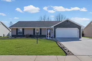 707 Bluestem Dr, Saint John, IL 61873 - Photo 2