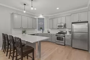 1254 W Diversey Pkwy, Chicago, IL 60614 - Photo 2