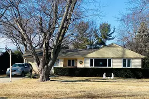 7S146 Wild Cherry Rd, Naperville, IL 60540 - Photo 12