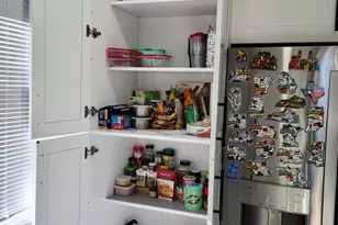 274 Buckingham Ct, Schaumburg, IL 60193 - Photo 10