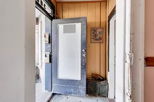 3829 W Gladys Ave, Chicago, IL 60624 - Photo 4