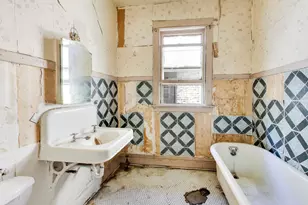 3829 W Gladys Ave, Chicago, IL 60624 - Photo 38