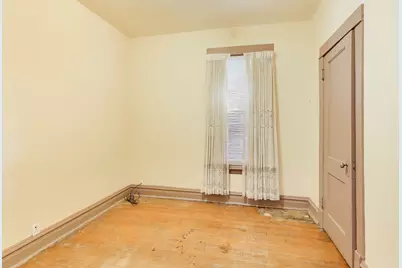 3829 W Gladys Avenue, Chicago, IL 60624 - Photo 18