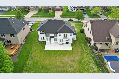 413 N Sycamore Lane, North Aurora, IL 60542 - Photo 40