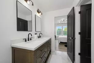 413 N Sycamore Ln, North Aurora, IL 60542 - Photo 34