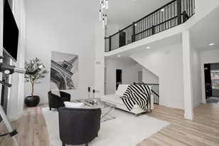 413 N Sycamore Ln, North Aurora, IL 60542 - Photo 10