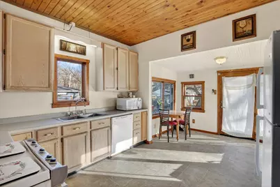 825 Harlem Road, Machesney Park, IL 61115 - Photo 12