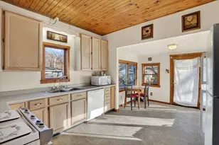 825 Harlem Rd, Machesney Park, IL 61115 - Photo 12