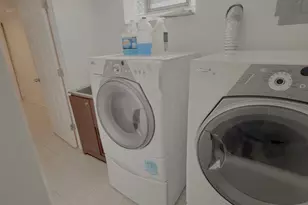 3857 W 51st St, Chicago, IL 60632 - Photo 10