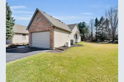 623 Hampshire Drive, Hampshire, IL 60140 - Photo 4