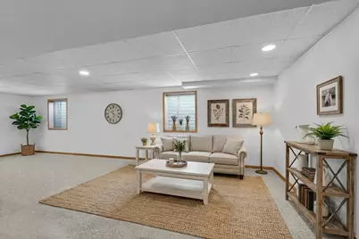 623 Hampshire Drive, Hampshire, IL 60140 - Photo 32