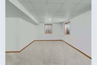 623 Hampshire Drive, Hampshire, IL 60140 - Photo 40