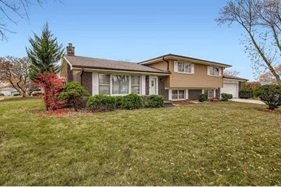 517 E Weathersfield Way, Schaumburg, IL 60193 - Photo 2