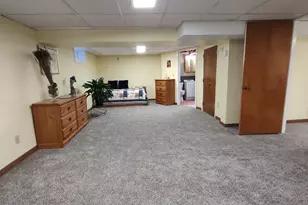 1811 Oregon Ave, Rockford, IL 61108 - Photo 32