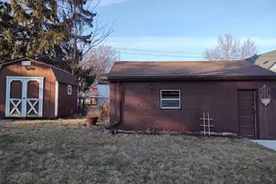 1811 Oregon Ave, Rockford, IL 61108 - Photo 8