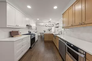 526 S Springinsguth Rd, Schaumburg, IL 60193 - Photo 14