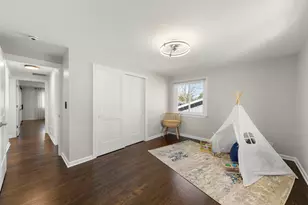 526 S Springinsguth Rd, Schaumburg, IL 60193 - Photo 30