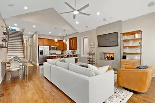 2657 N Racine Ave, Chicago, IL 60614 - Photo 2