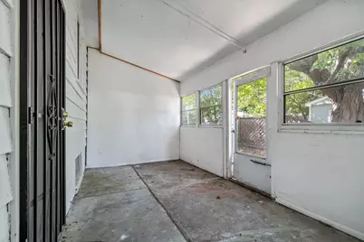 16876 Head Avenue, Hazel Crest, IL 60429 - Photo 18