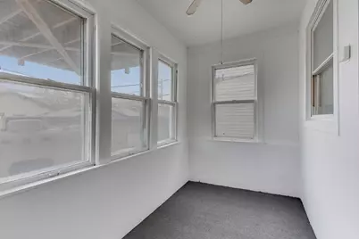 2047 N Lavergne Avenue, Chicago, IL 60639 - Photo 10