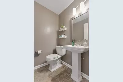 283 Ashbury Lane W, Roselle, IL 60172 - Photo 16