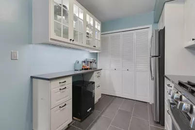 283 Ashbury Lane W, Roselle, IL 60172 - Photo 8