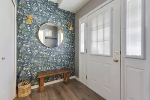 283 Ashbury Ln W, Roselle, IL 60172 - Photo 6