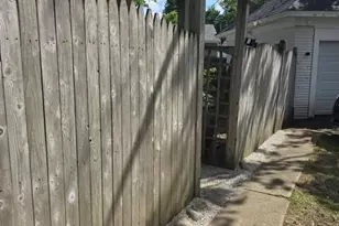 343 Evans Ave, Aurora, IL 60505 - Photo 30