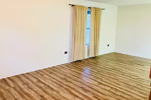 3524 Willowview Ct, Aurora, IL 60504 - Photo 4