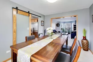 313 Fox Bend Cir, Bolingbrook, IL 60440 - Photo 10