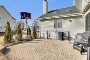 313 Fox Bend Cir, Bolingbrook, IL 60440 - Photo 52