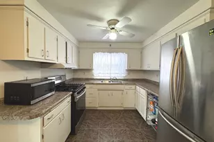 1278 Theresa Ln, Bourbonnais, IL 60914 - Photo 6