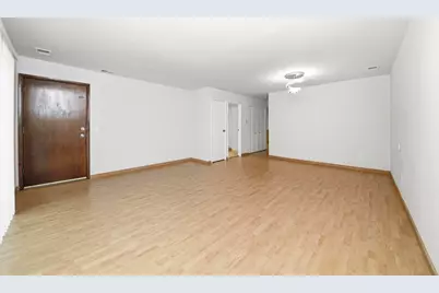 9803 Bianco Terrace #D, Des Plaines, IL 60016 - Photo 4